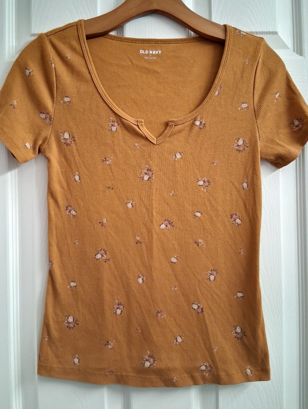 Old Navy Mustard Floral T Shirt Blouse Soze Small